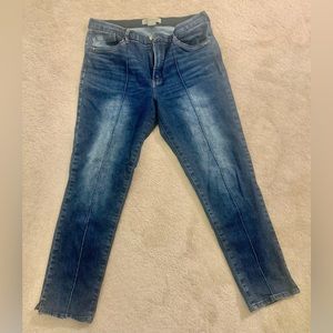 Democracy Skinny Ankle Jeans, size 12